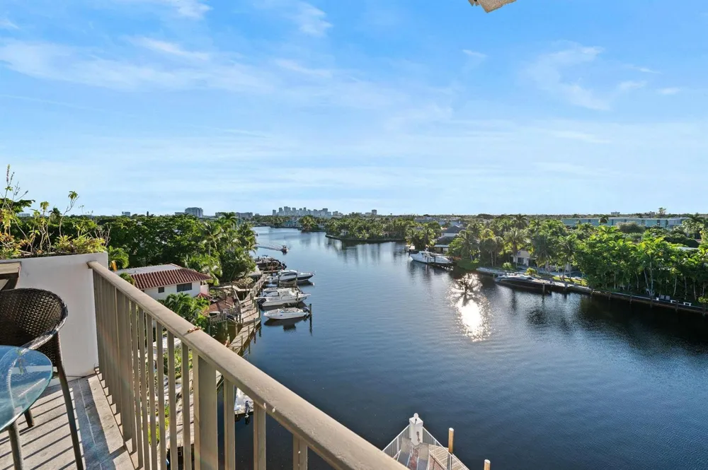 1839 Middle River Drive #503 Fort Lauderdale, FL 33305