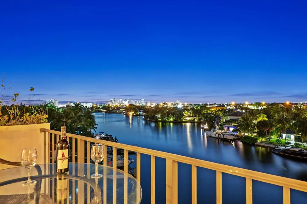 1839 Middle River Drive #503 Fort Lauderdale, FL 33305