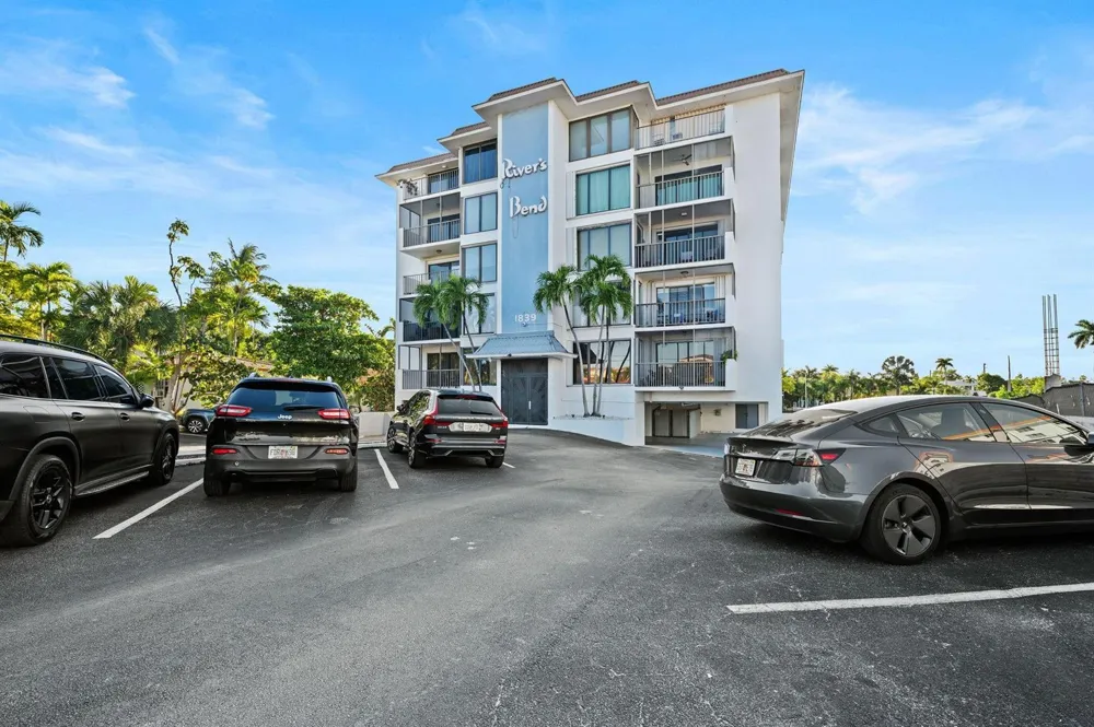 1839 Middle River Drive #503 Fort Lauderdale, FL 33305
