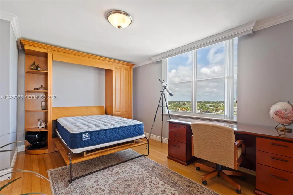 1 Las Olas Cir #809 Fort Lauderdale, FL 33316