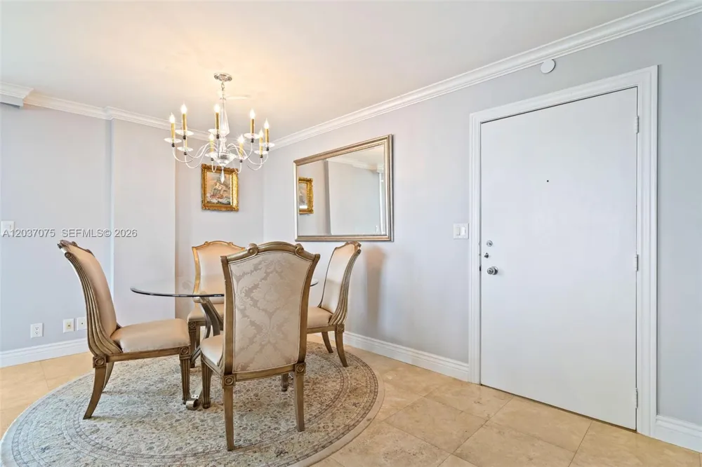1 Las Olas Cir #809 Fort Lauderdale, FL 33316