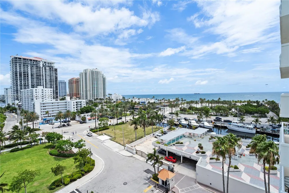 1 Las Olas Cir #809 Fort Lauderdale, FL 33316