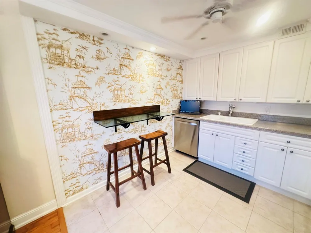 2029 Farnham O Deerfield Beach, FL 33442