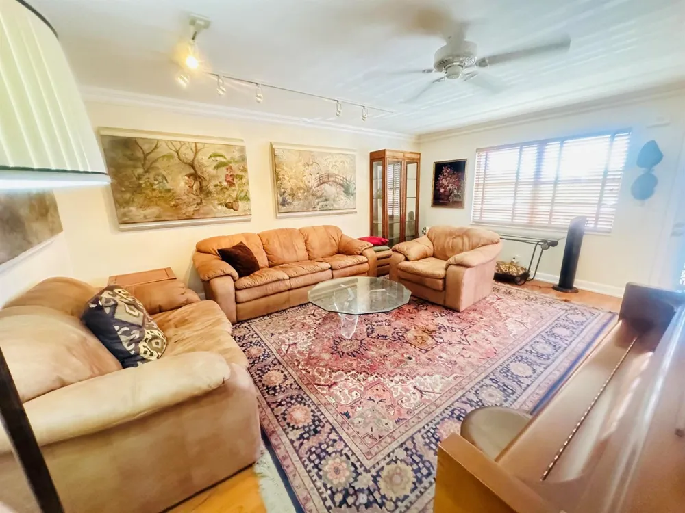 2029 Farnham O Deerfield Beach, FL 33442