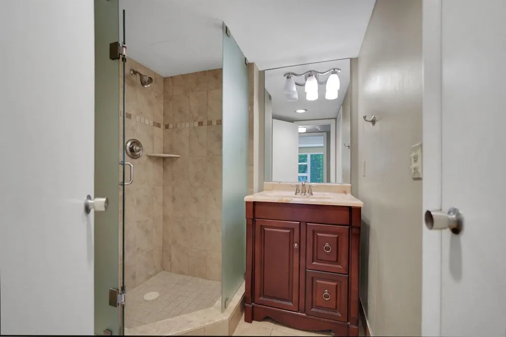 1620 S Ocean Boulevard #1N Lauderdale By The Sea, FL 33062