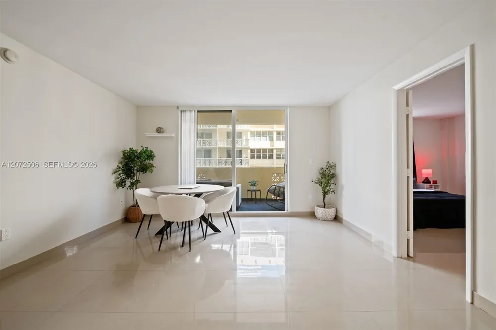 1833 S Ocean Dr #809 Hallandale Beach, FL 33009