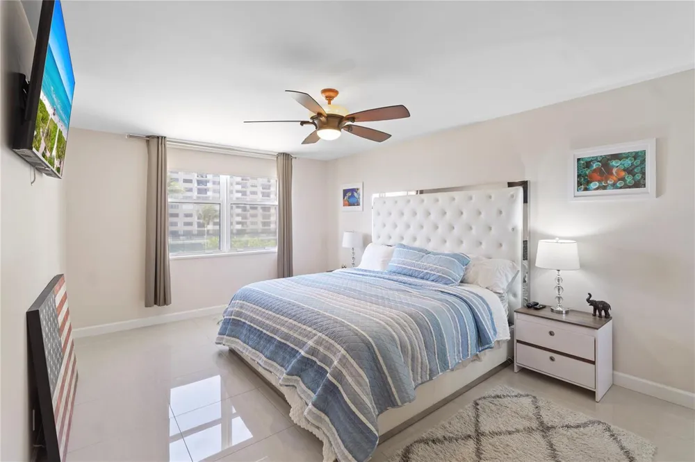5200 Ocean Boulevard #405b Lauderdale By The Sea, FL 33308