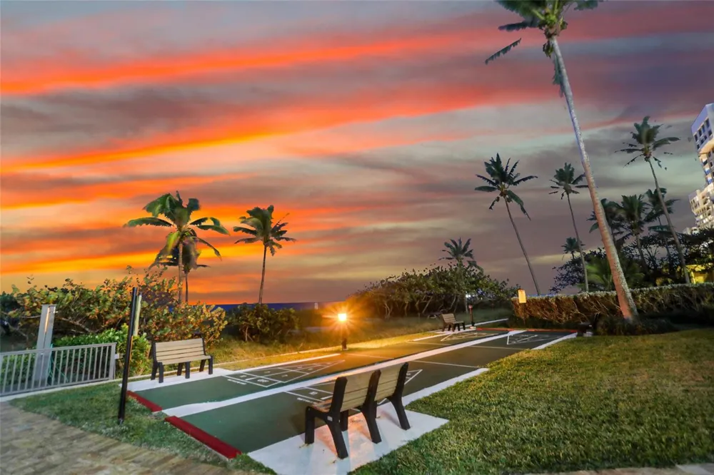 5200 Ocean Boulevard #405b Lauderdale By The Sea, FL 33308