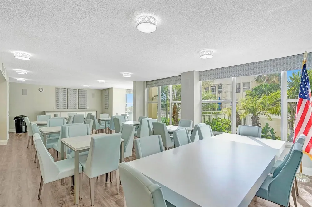5200 Ocean Boulevard #405b Lauderdale By The Sea, FL 33308