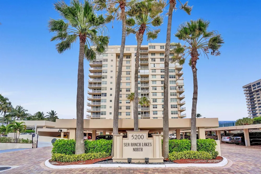 5200 Ocean Boulevard #405b Lauderdale By The Sea, FL 33308