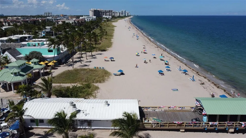 5200 Ocean Boulevard #405b Lauderdale By The Sea, FL 33308
