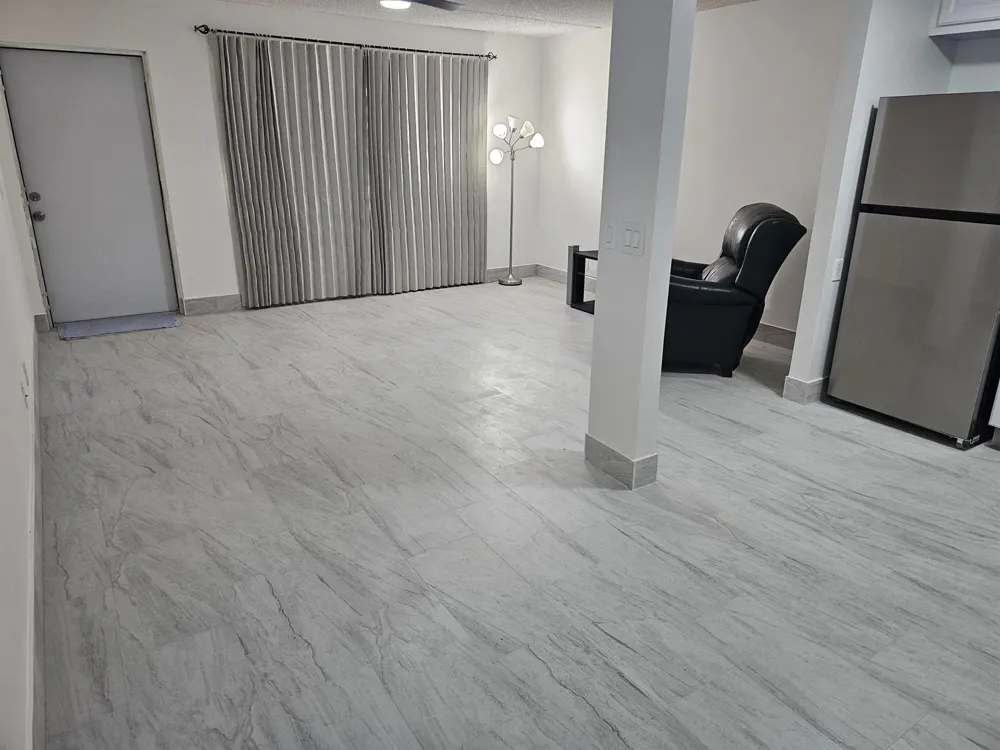 555 Purdy Lane #114 Palm Springs, FL 33461