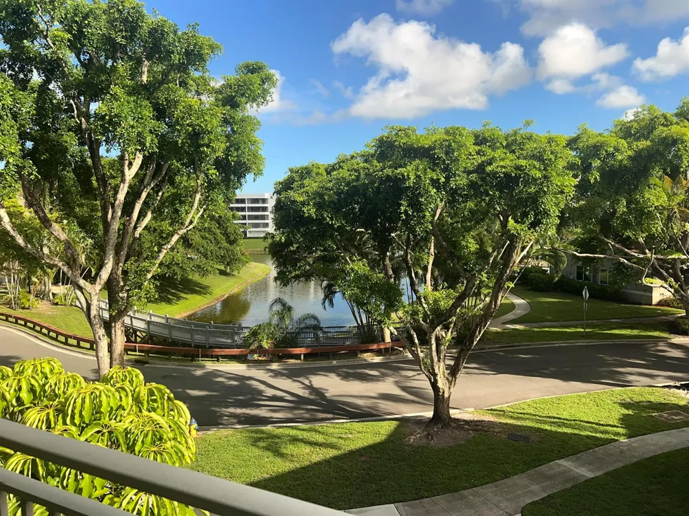 1760 PALM COVE BOULEVARD #5-305 Delray Beach, FL 33445