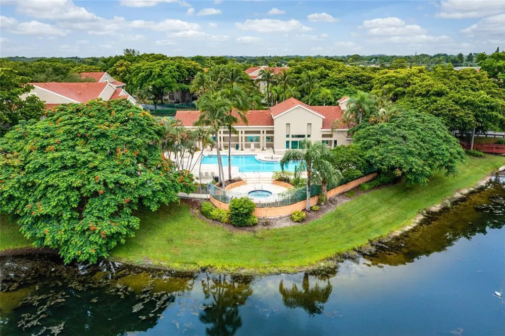 1760 PALM COVE BOULEVARD #5-305 Delray Beach, FL 33445