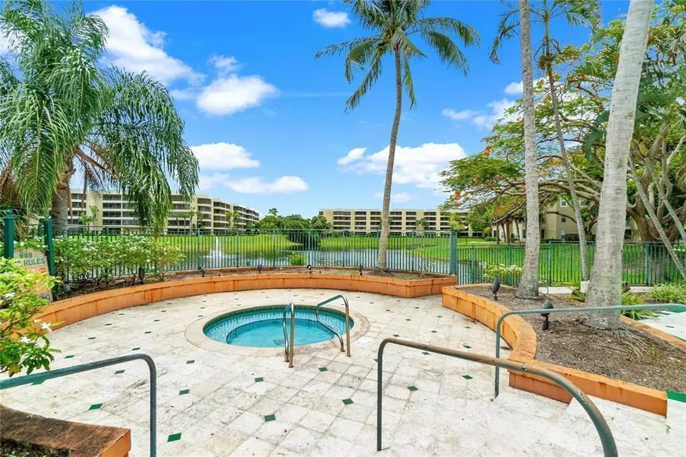 1760 PALM COVE BOULEVARD #5-305 Delray Beach, FL 33445