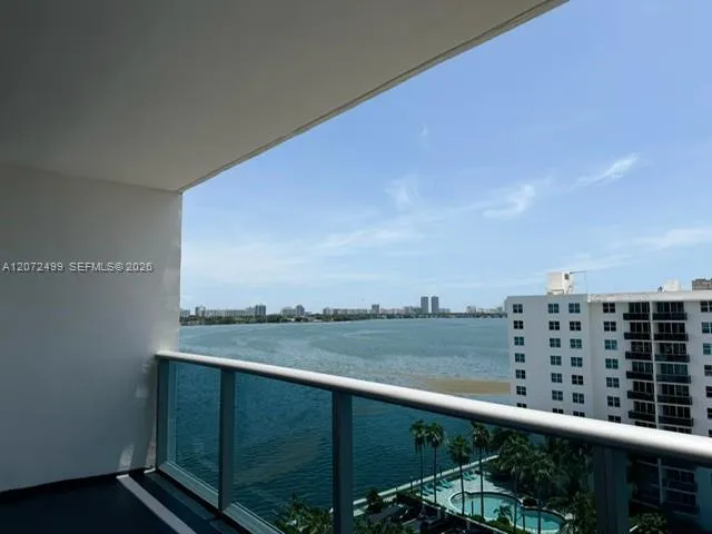 7525 E Treasure Dr #1012 North Bay Village, FL 33141