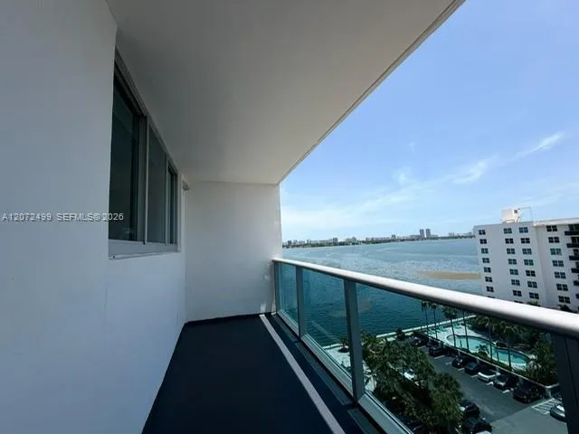 7525 E Treasure Dr #1012 North Bay Village, FL 33141