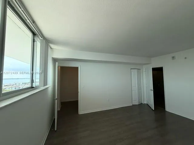 7525 E Treasure Dr #1012 North Bay Village, FL 33141