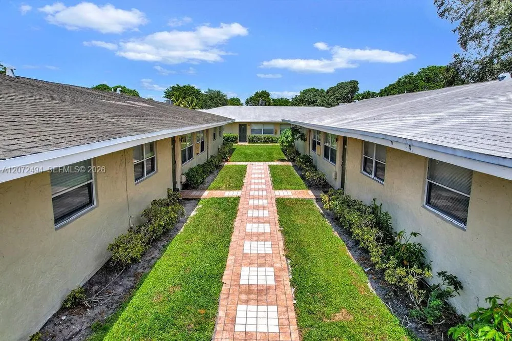 622 Kathy Ct Margate, FL 33068