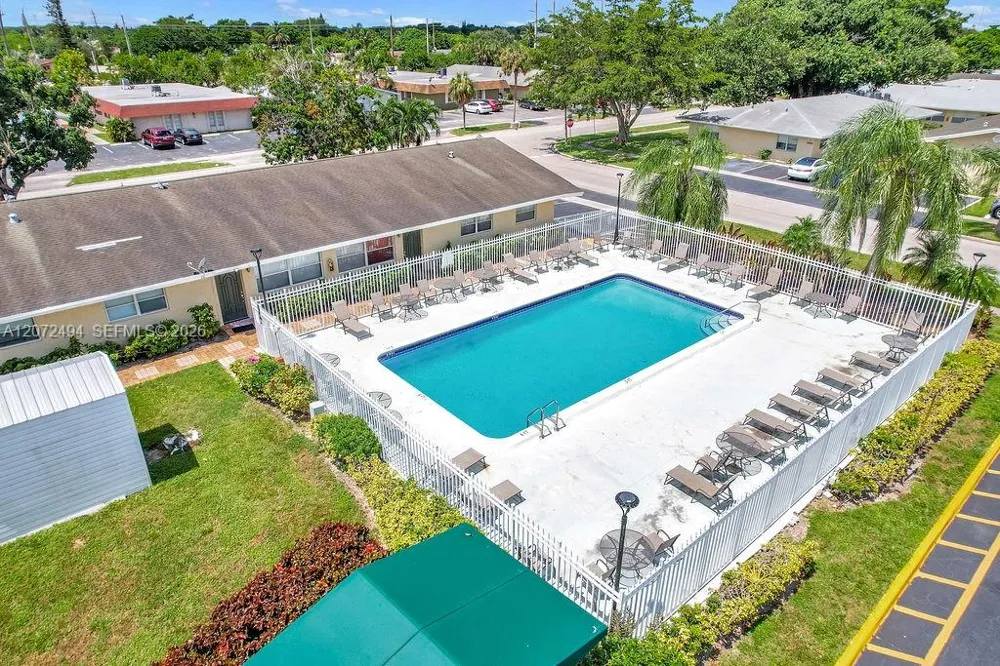 622 Kathy Ct Margate, FL 33068