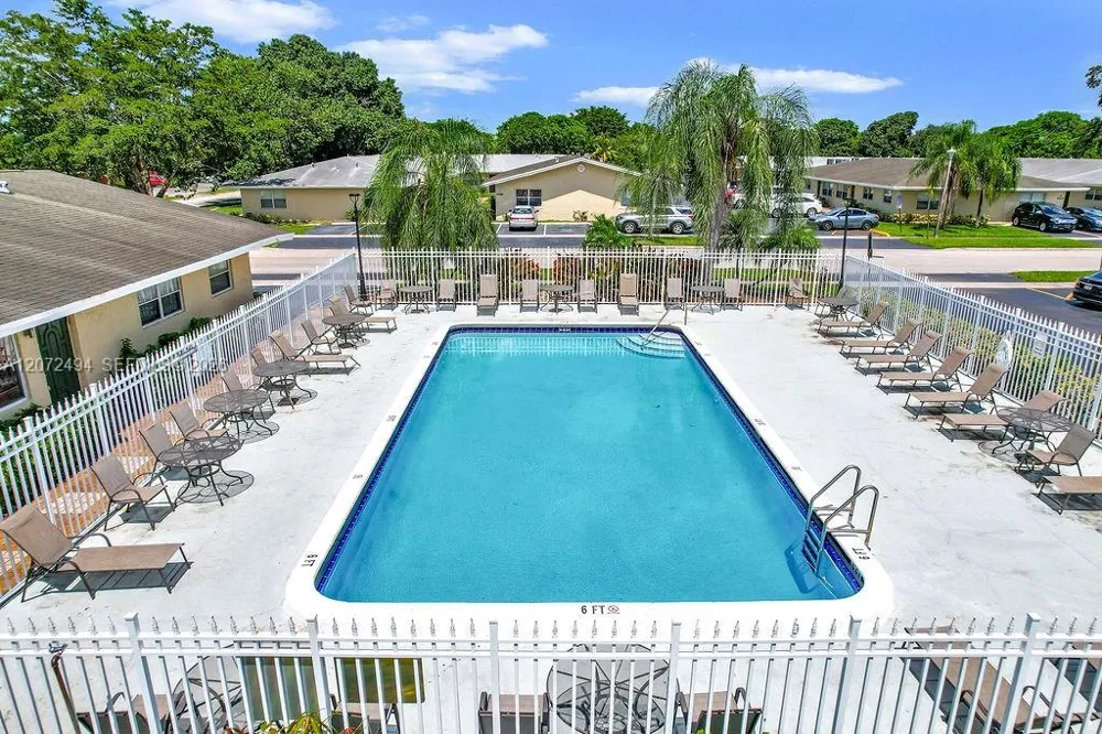 622 Kathy Ct Margate, FL 33068
