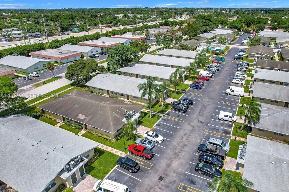 622 Kathy Ct Margate, FL 33068