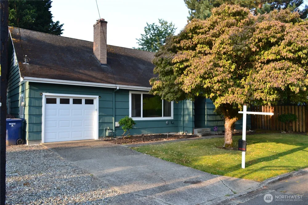1108 10th Street NE Auburn, WA 98002