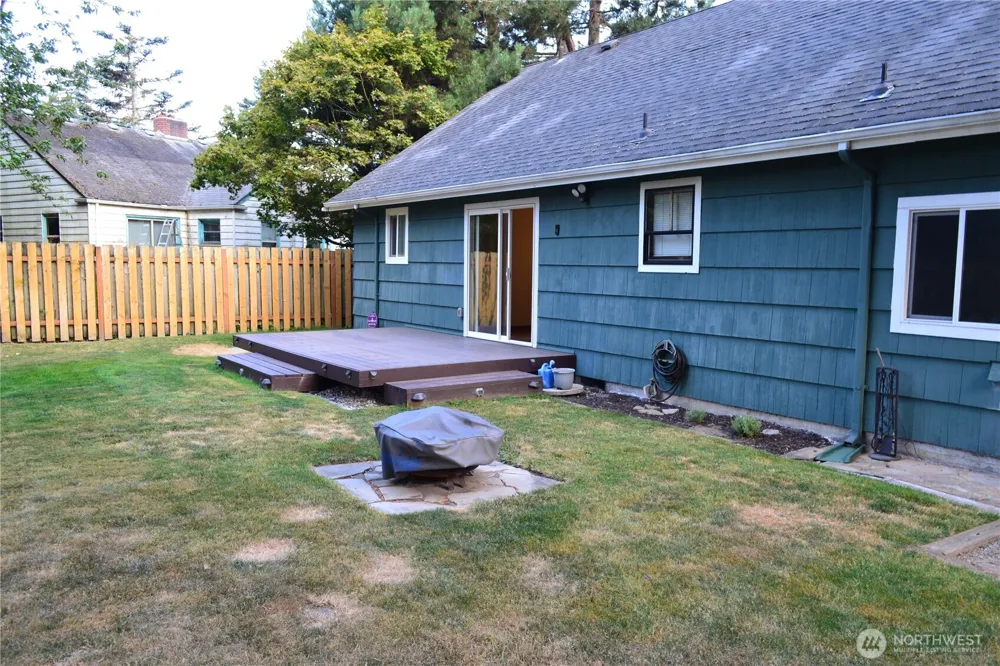 1108 10th Street NE Auburn, WA 98002