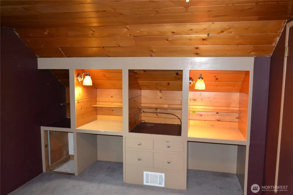 1108 10th Street NE Auburn, WA 98002