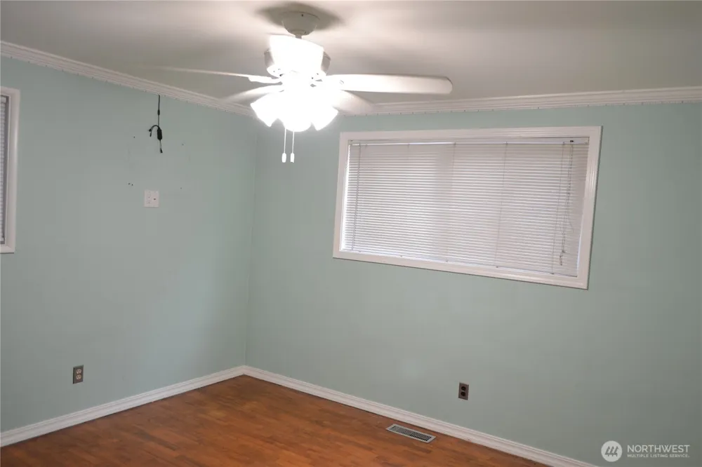 1108 10th Street NE Auburn, WA 98002