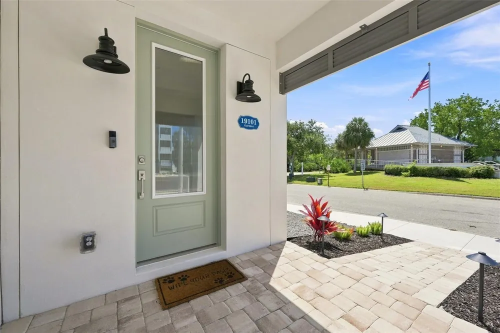 19101 GULF BOULEVARD Indian Shores, FL 33785
