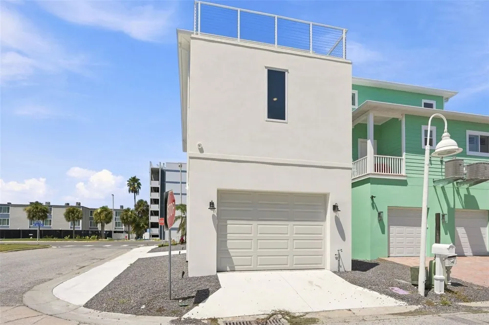 19101 GULF BOULEVARD Indian Shores, FL 33785