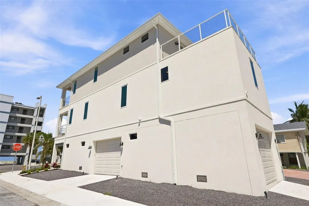19101 GULF BOULEVARD Indian Shores, FL 33785