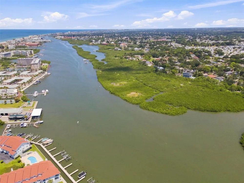 19101 GULF BOULEVARD Indian Shores, FL 33785