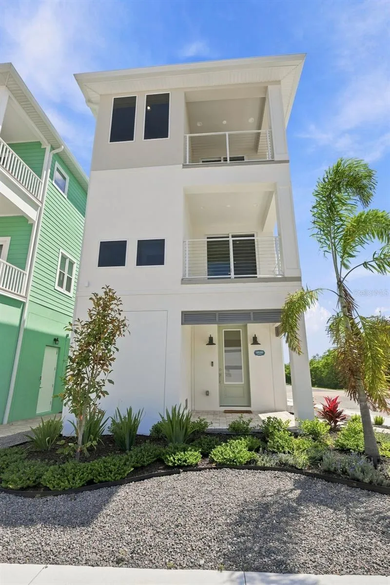 19101 GULF BOULEVARD Indian Shores, FL 33785
