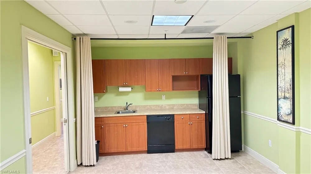 3960 Radio Road #207 Naples, FL 34104
