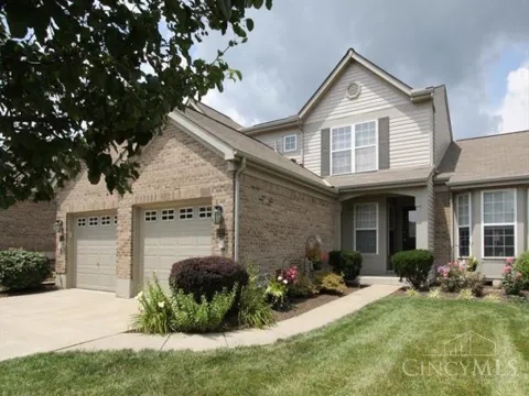 6266 Lake Front