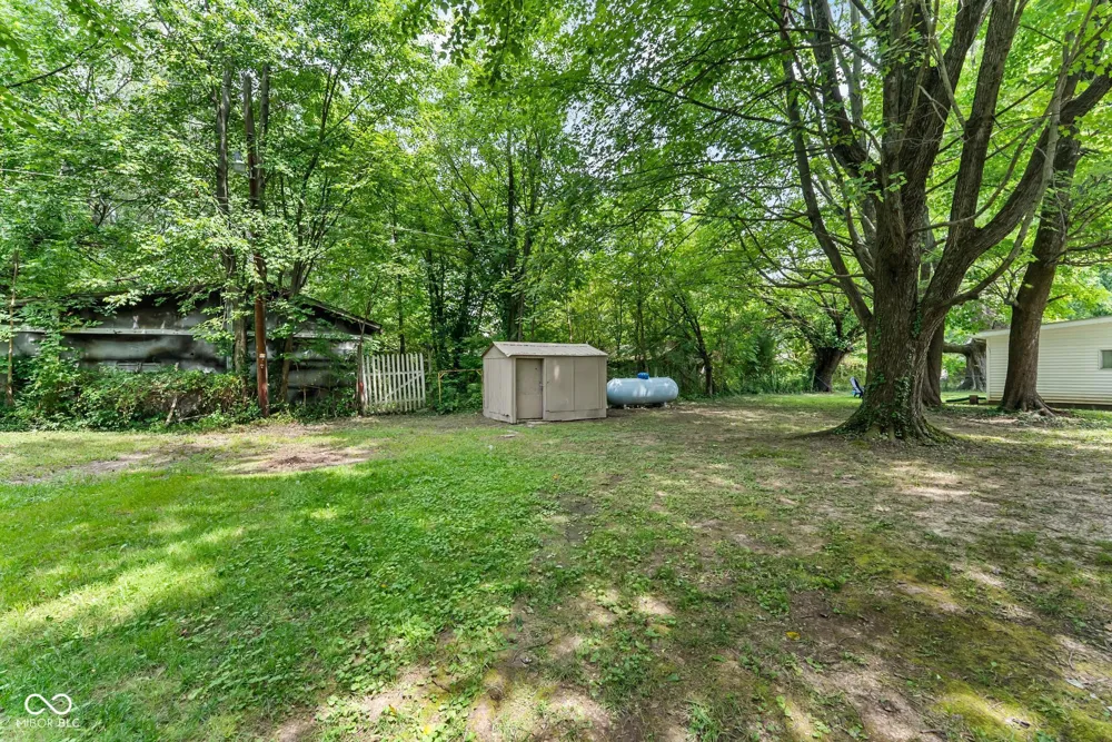 764 W Bellevue Avenue Scottsburg, IN 47170