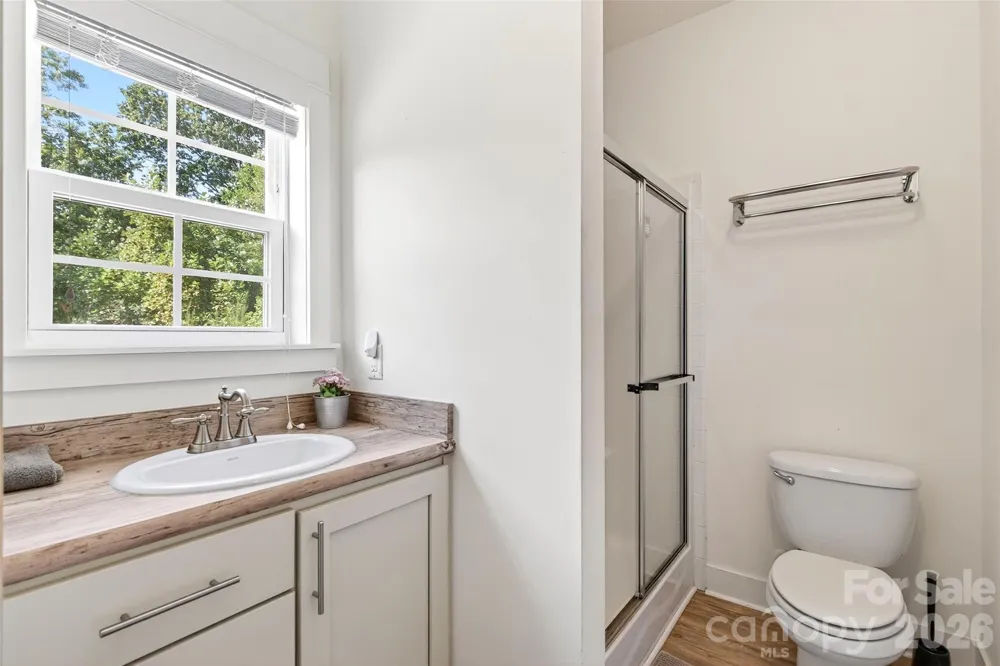 8026 Buck Creek Road Marion, NC 28752