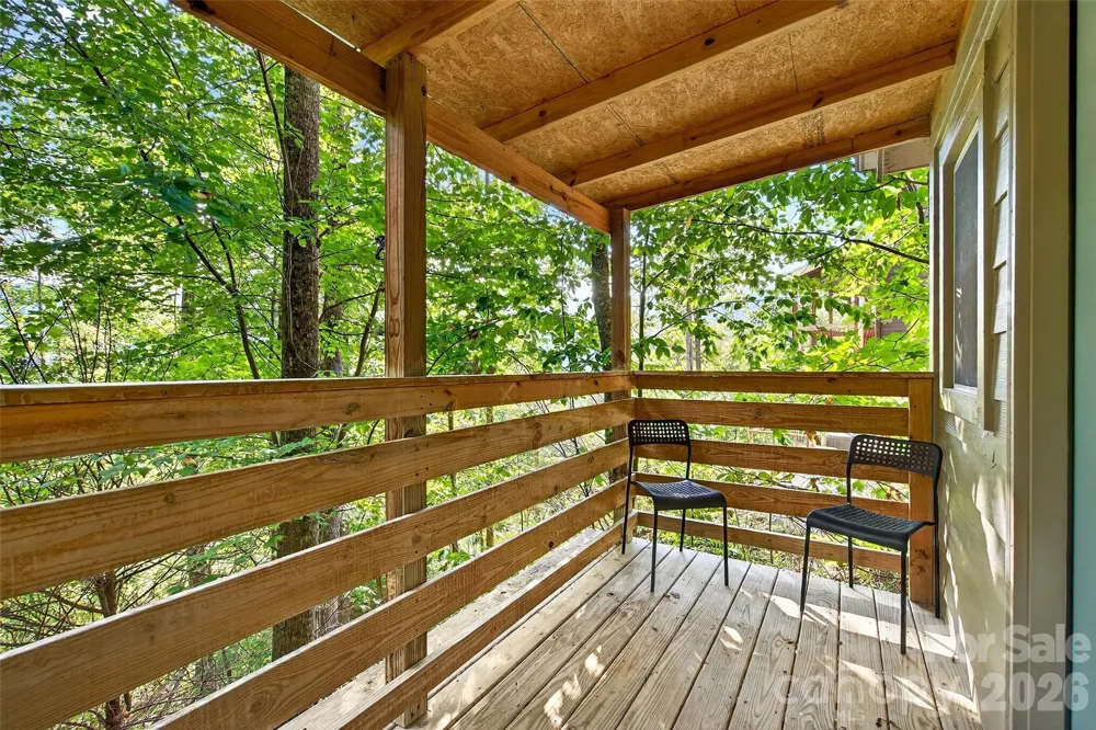 8032 Buck Creek Road Marion, NC 28752