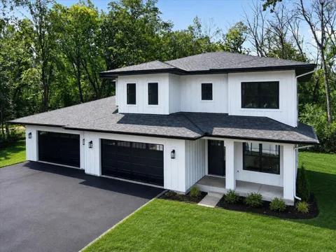 36 Lilah Lane