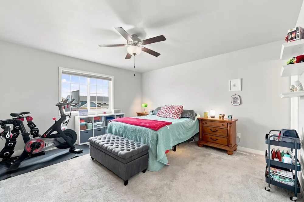 935 Eaglewood Avenue W West Fargo, ND 58078