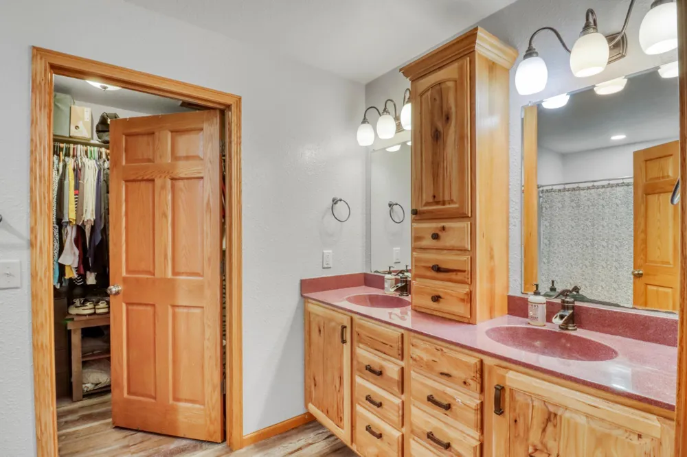 1084 Timber Drive Detroit Lakes, MN 56501