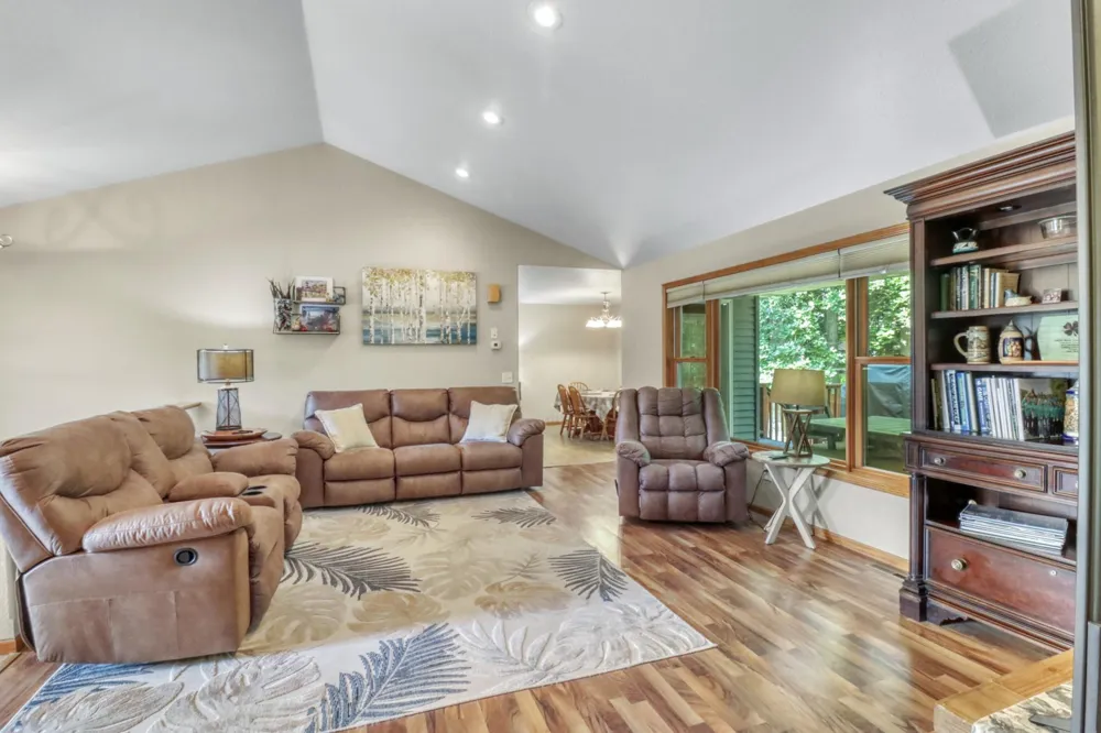 1084 Timber Drive Detroit Lakes, MN 56501