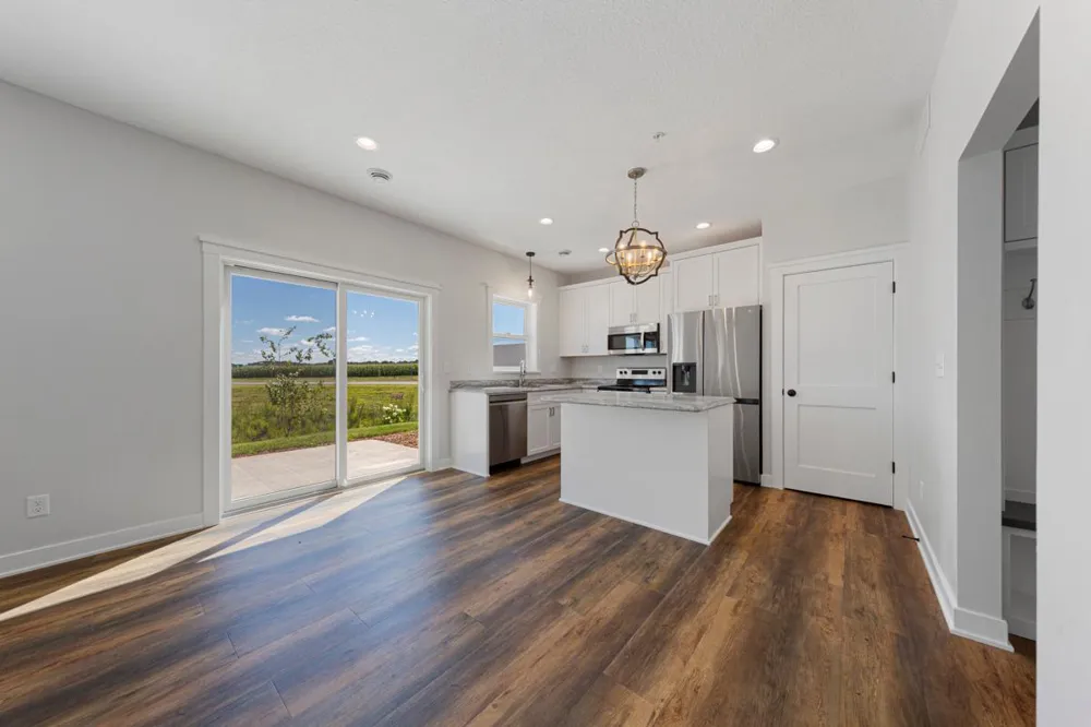 819 Viburnum Street Belle Plaine, MN 56011