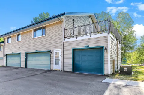 2700 Shenandoah Lane
