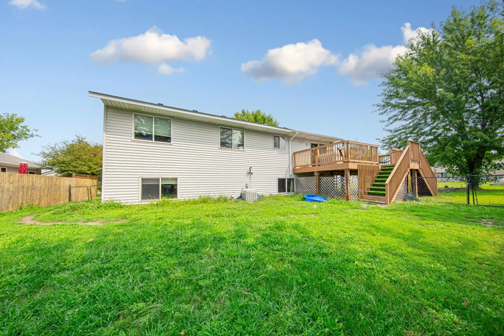 729 Heritage Lane Belle Plaine, MN 56011