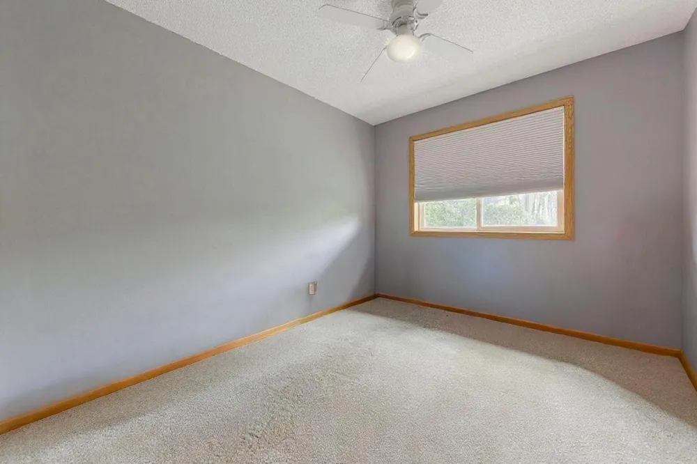 729 Heritage Lane Belle Plaine, MN 56011