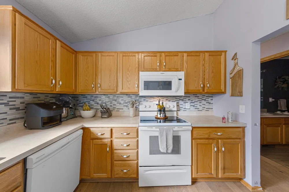 729 Heritage Lane Belle Plaine, MN 56011