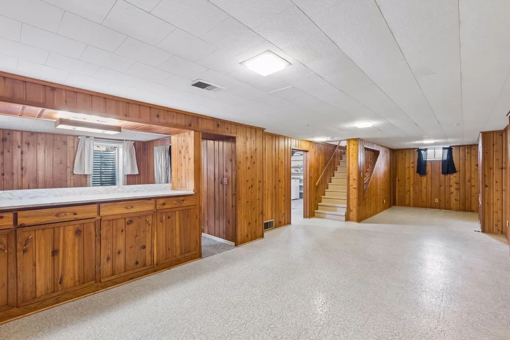 157 Poplar Street W South Saint Paul, MN 55075